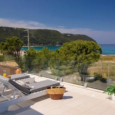 Vila Coastal Chic Luxury La Reina In Ai Giannis *