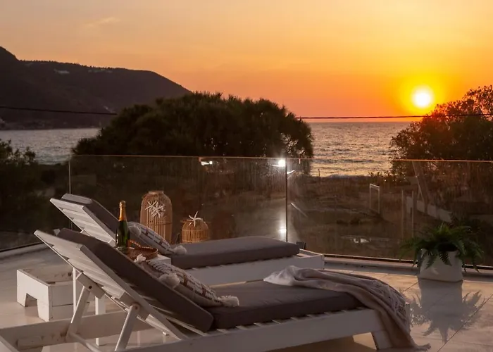 Villa Coastal Chic Luxury La Reina In Ai Giannis Lefkada City