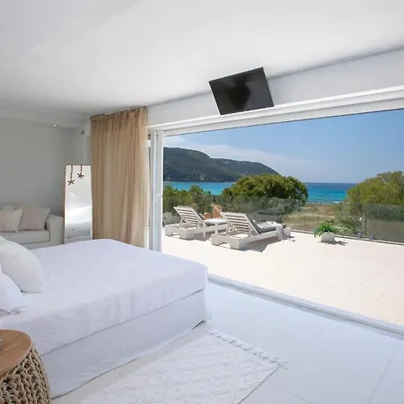 Coastal Chic Luxury La Reina In Ai Giannis