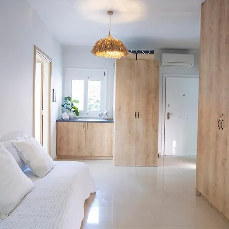 Coastal Chic Luxury La Reina In Ai Giannis Villa *