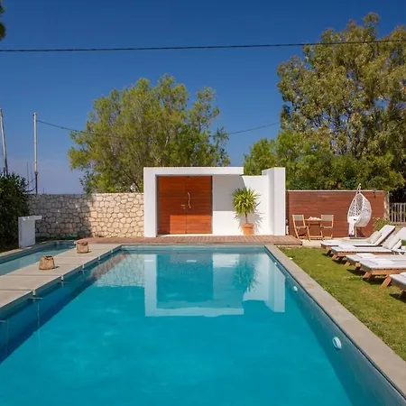 Coastal Chic Luxury La Reina In Ai Giannis Villa *