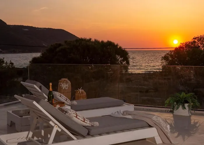 Coastal Chic Luxury La Reina In Ai Giannis Villa Lefkáda